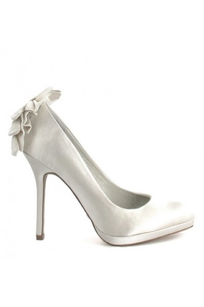 Chaussures de mariée satin et dentelle ivoire élégantes Chaussures de mariée satin et dentelle ivoire élégantes