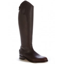 Custom-made brown leather riding boots with an anatomic cut