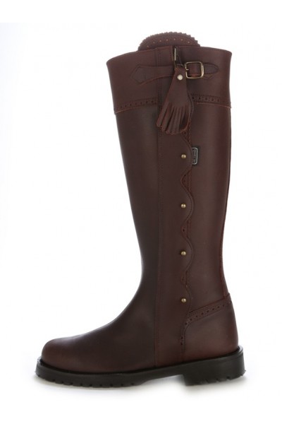 Original brown leather hunting boots