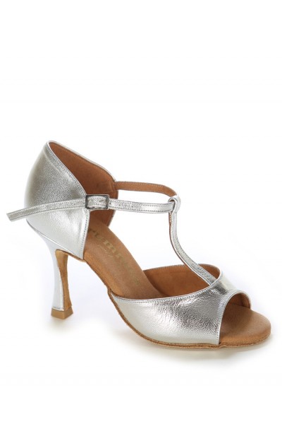 Elegant silver leather sandals