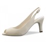 Classic satin Ivory pump