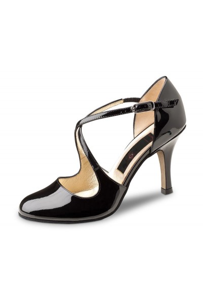 Black patent leather pump 