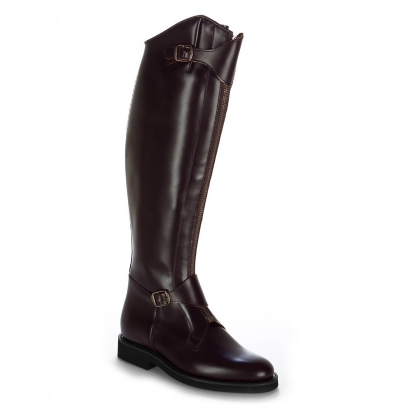 Burgundy leather polo riding boots with buckles Luxurious burgundy ...