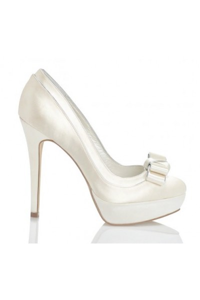 Smart Ivory Wedding Shoes For Women Cream Wedding Heels With Bow