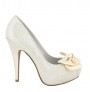 Trendy bride shoes with satin knot