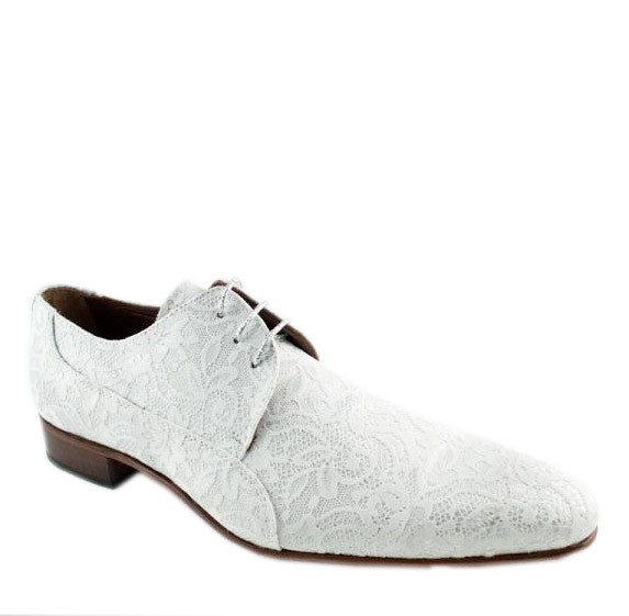 Smart white lace shoes for men White formal men shoe