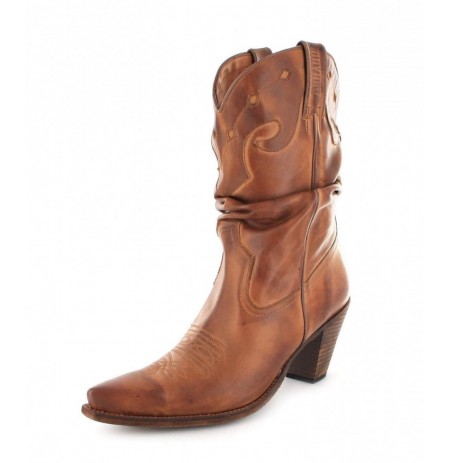 Ladies beige leather cowboy boots