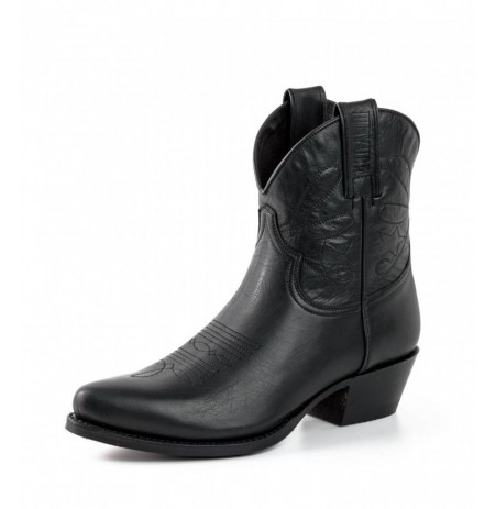 ankle cowboy boots black