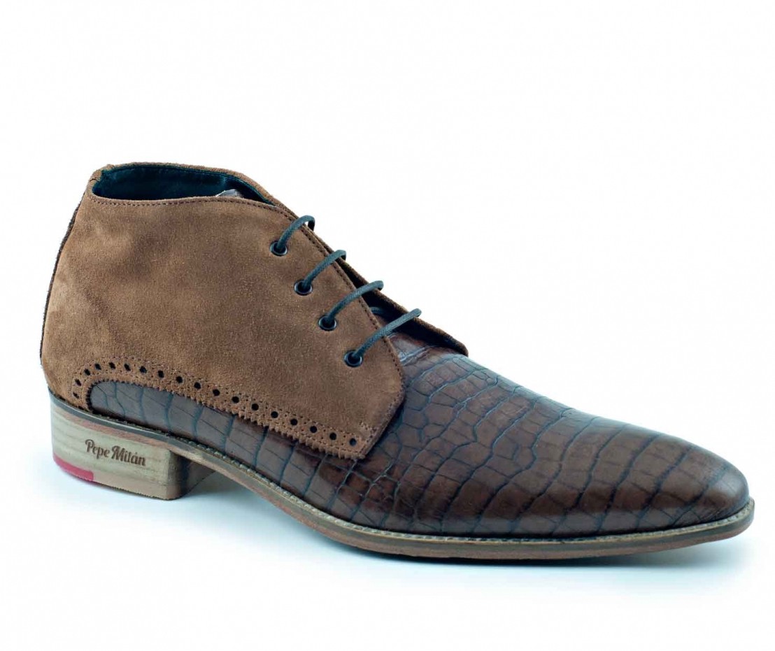 chukka ankle boots