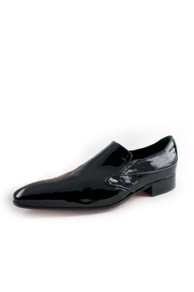 shiny black slip on shoes