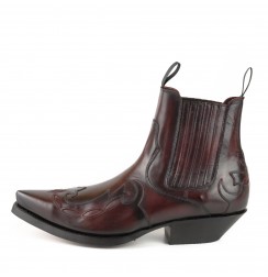 Burgundy leather ankle cowboy boots