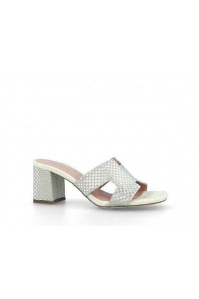 Shiny open toe heels for women with braided effect Shiny open toe heels for women with braided effect